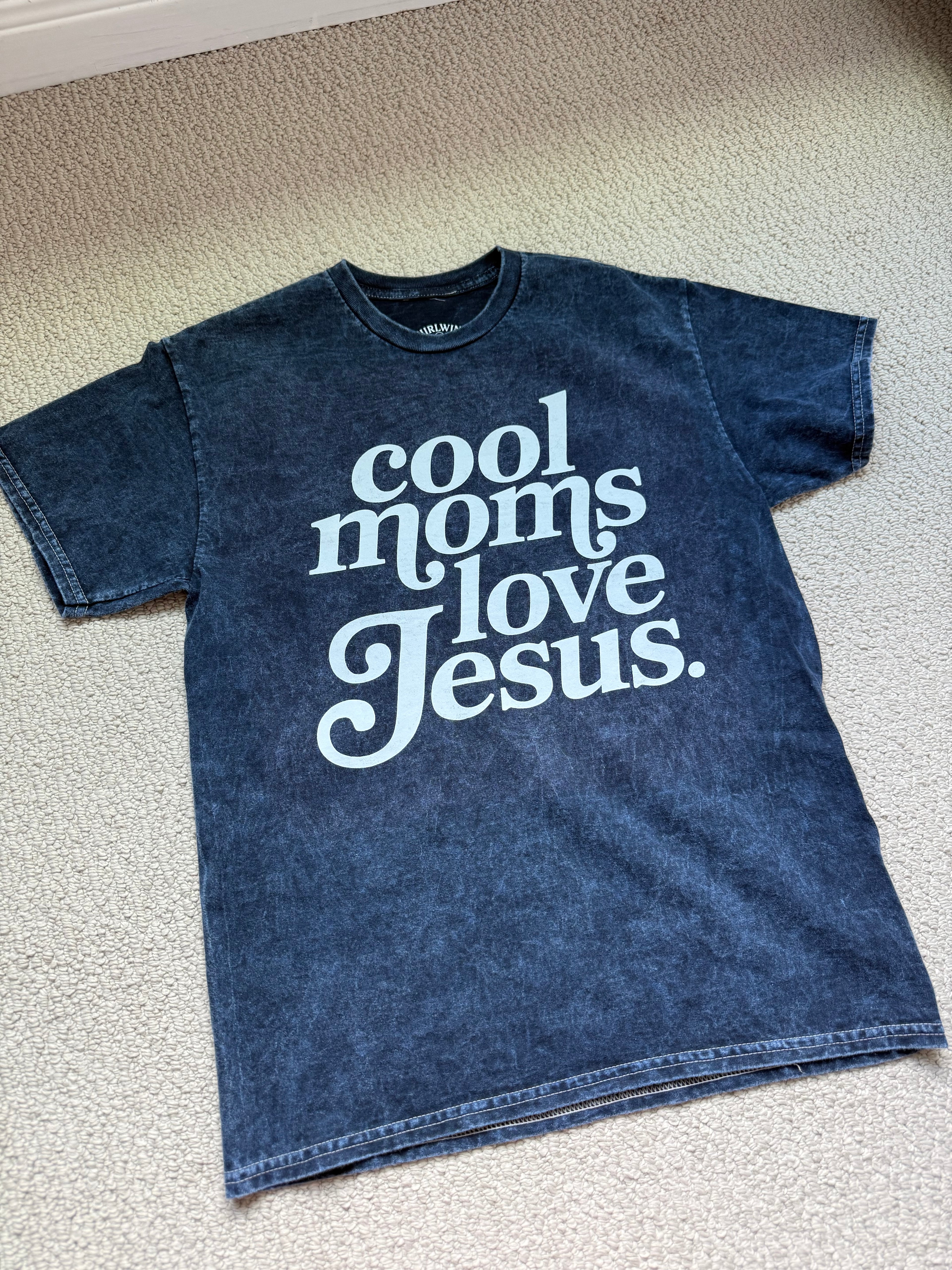 Cool Moms Love Jesus